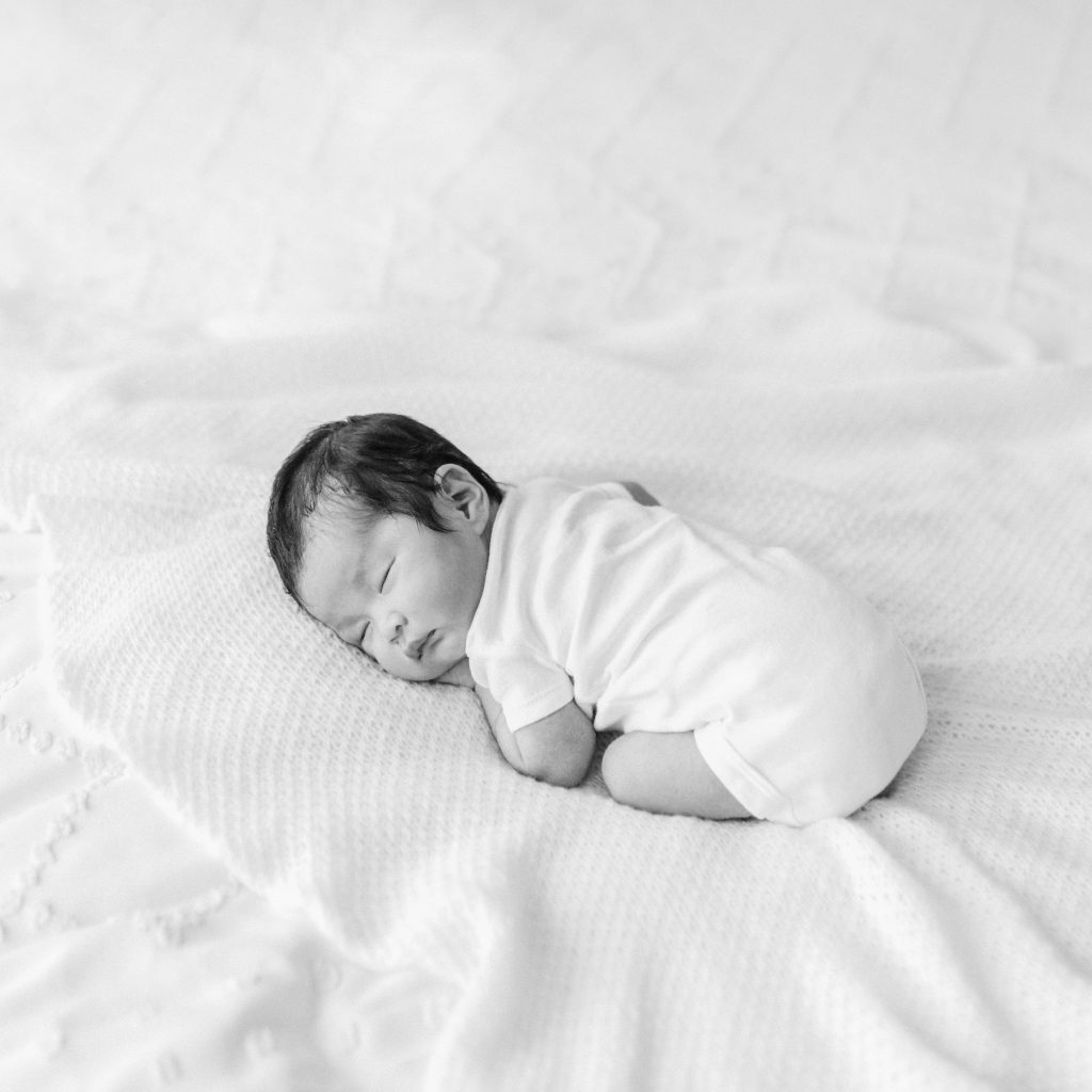 newborn-chicago-photography-home