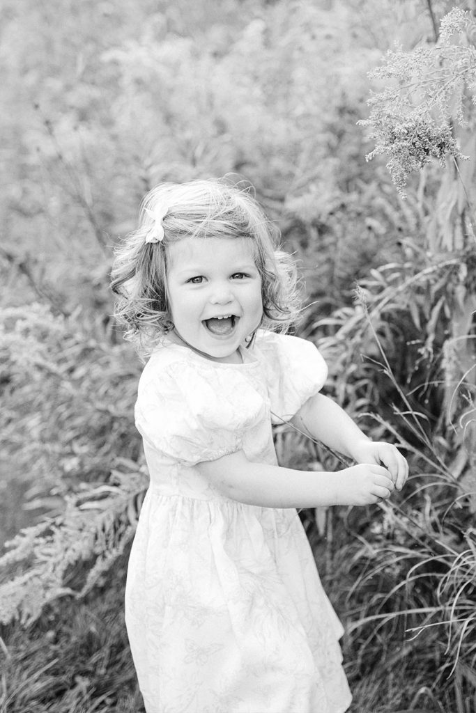happy-girl-chicago-family-photography